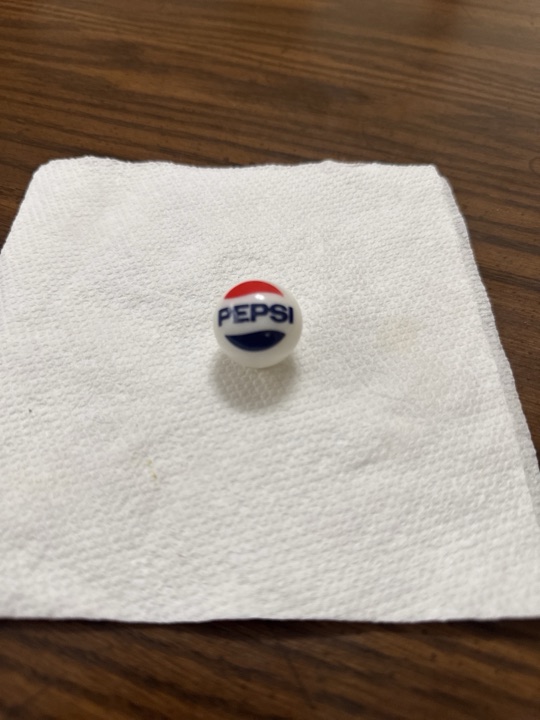 Pepsi Globe Logo (1973-1996 Globe) by Marble King, identification view