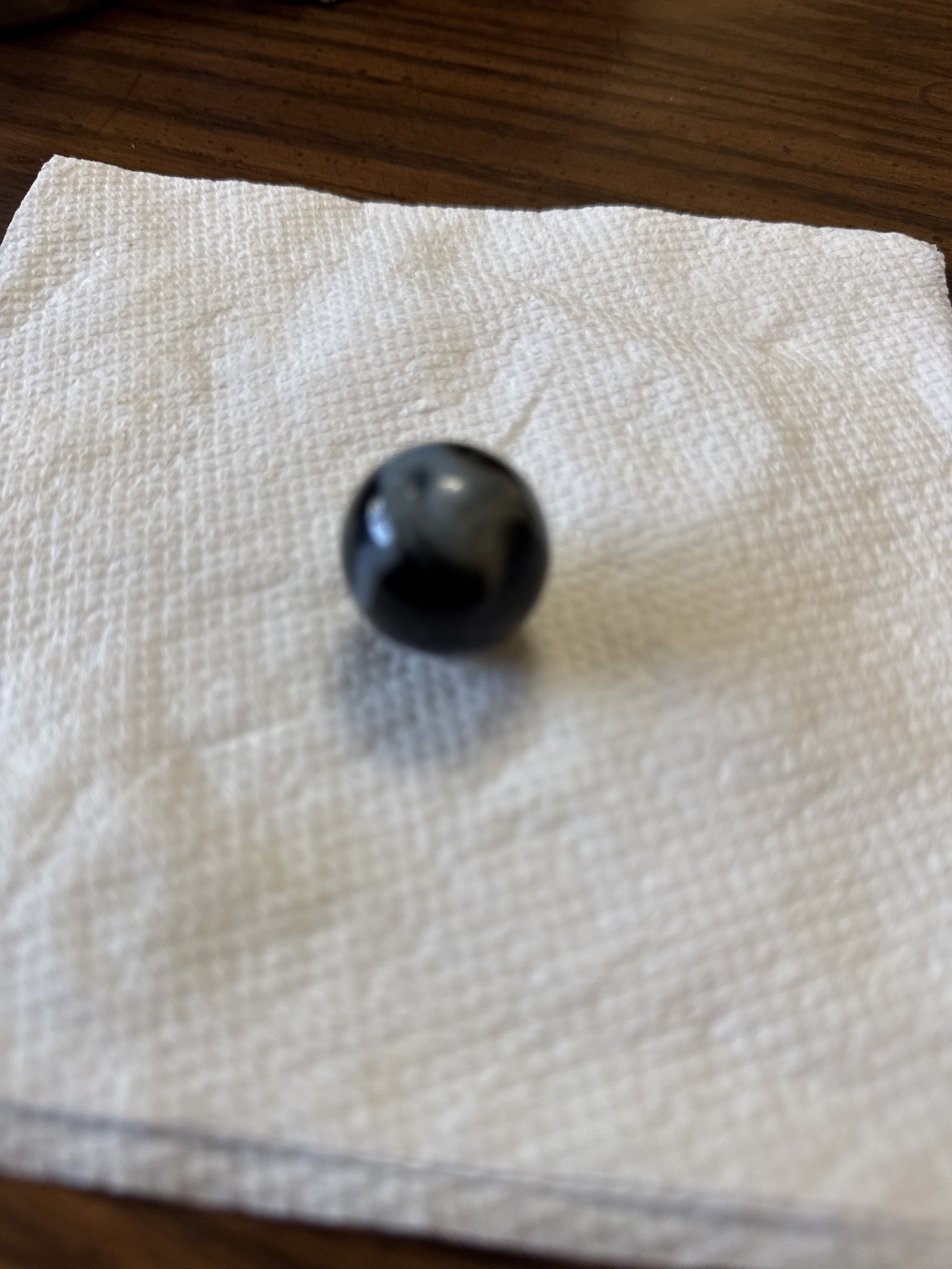 Black and White Swirl by Alley Agate, identification view