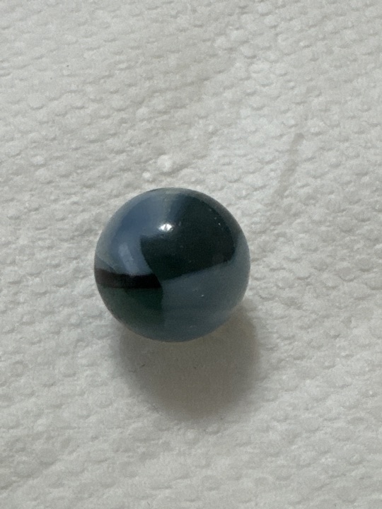Flintie - Blue with Black by Akro Agate, identification view