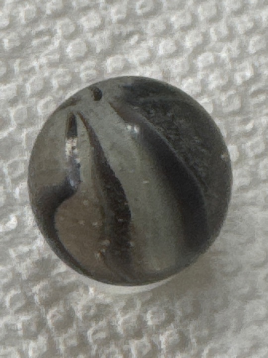 Black Onyx Swirl by Alley Agate, identification view