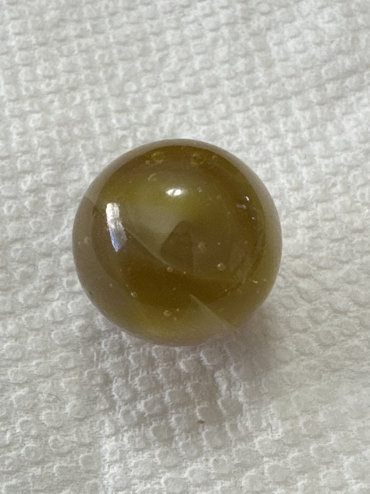 Honey Slag by Akro Agate, identification view