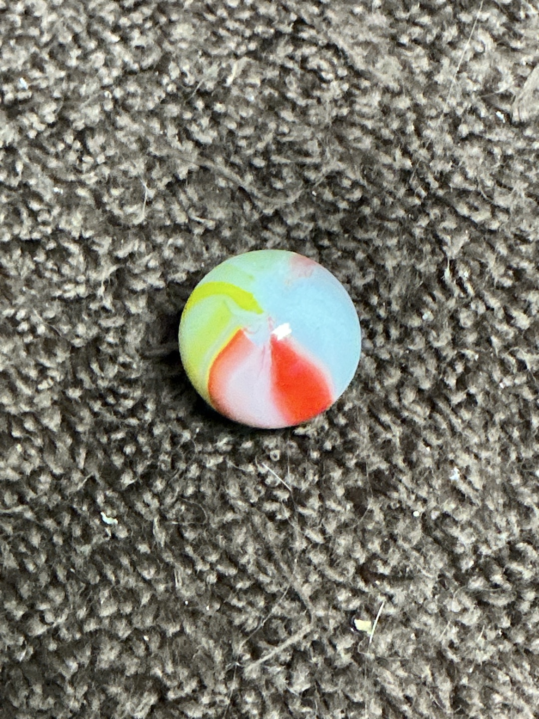 Tri-Lite Conqueror (Red, Yellow, Blue/White) by Vitro Agate Company