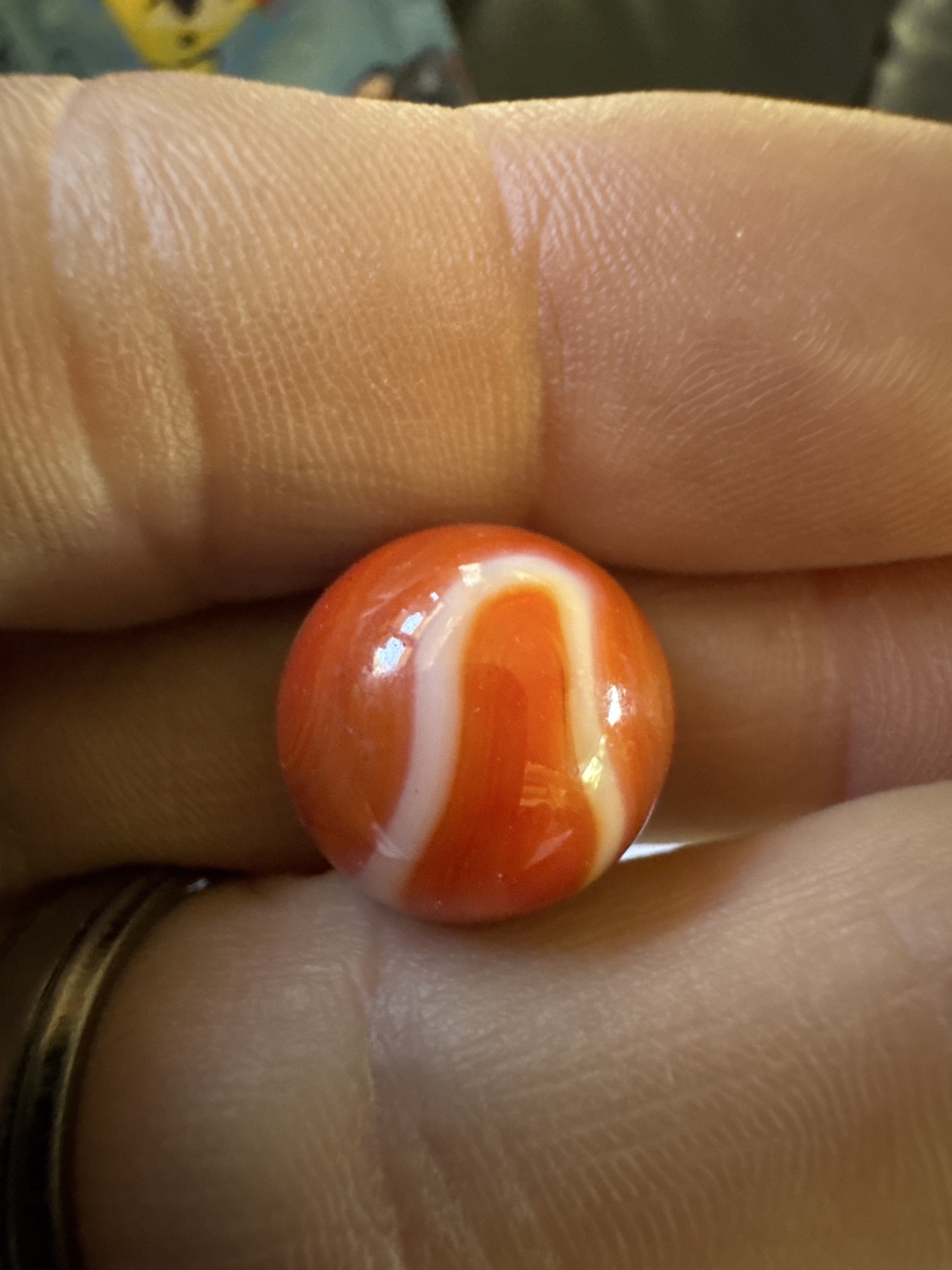 Orange and White Corkscrew by Akro Agate, identification view